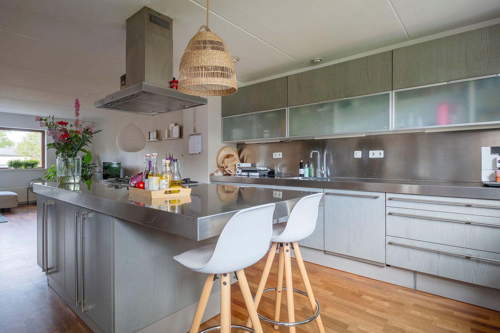 Foto 3 van Klepel 374