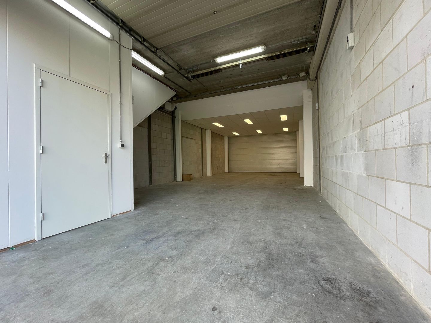 View photo 4 of Grote Wade 21-H