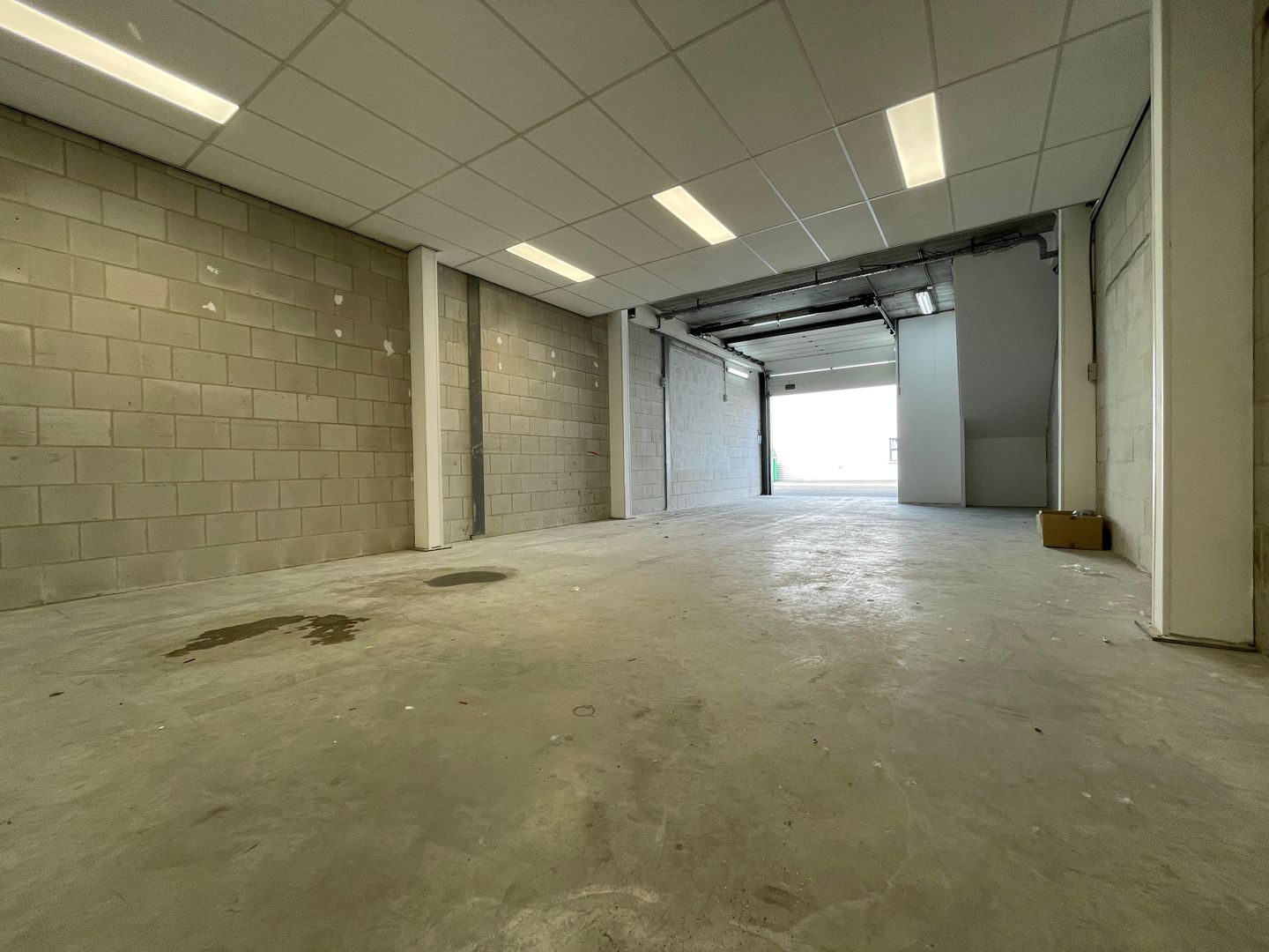 View photo 5 of Grote Wade 21-H