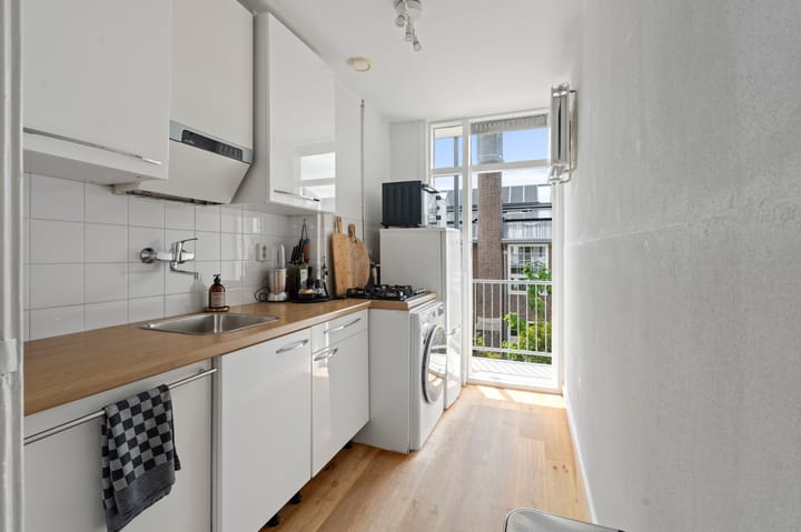 Foto 14 van Filips van Almondestraat 11-2