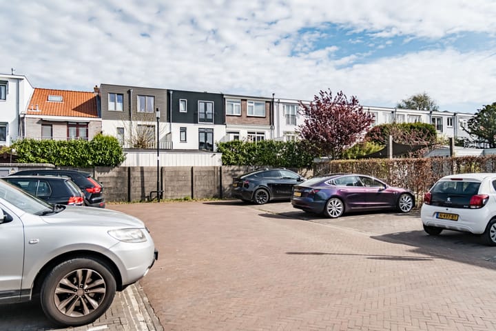 Foto 2 van Jan Willem Frisolaan 9-BA4