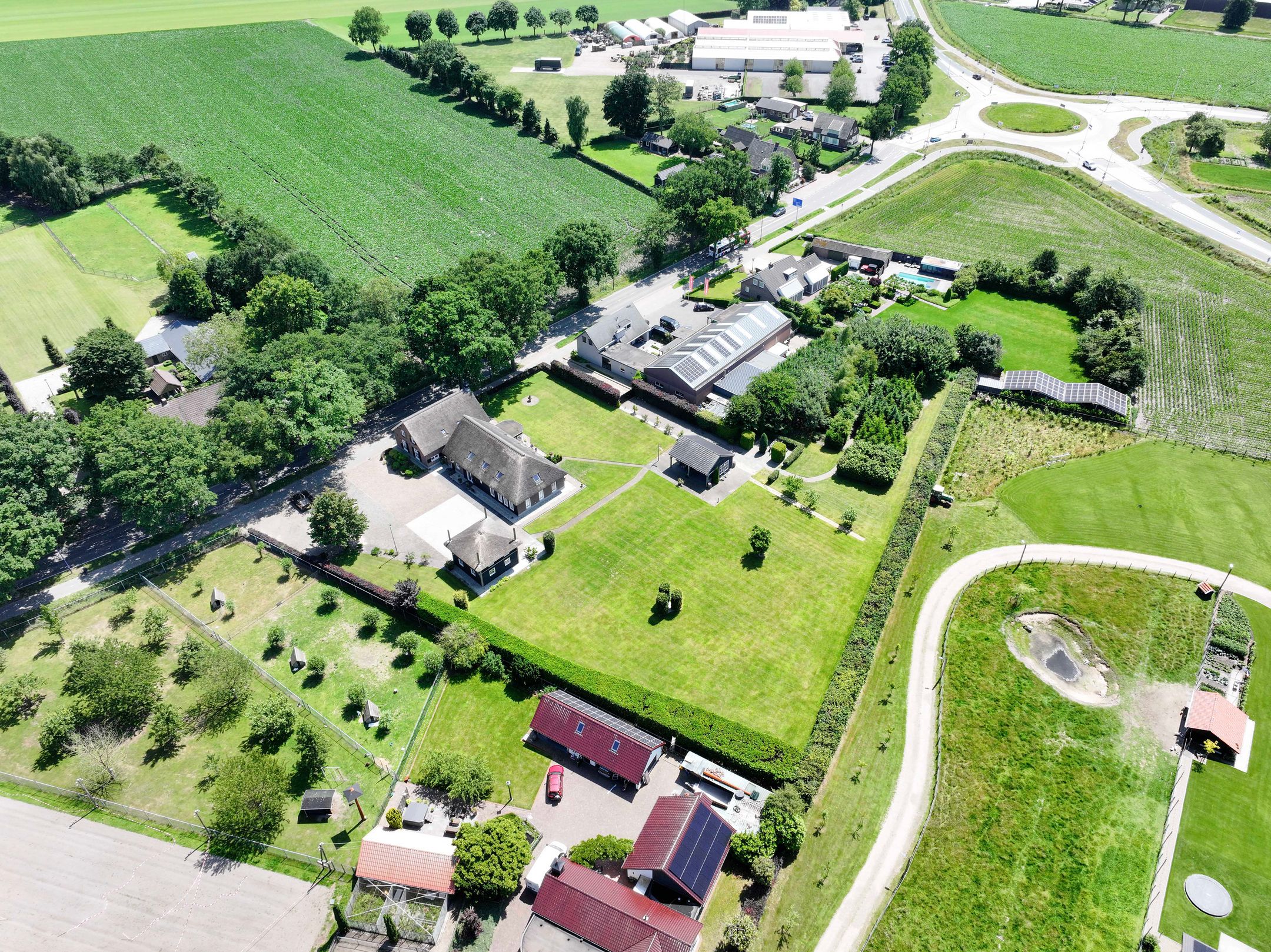 Foto 39 van Gemertseweg 2