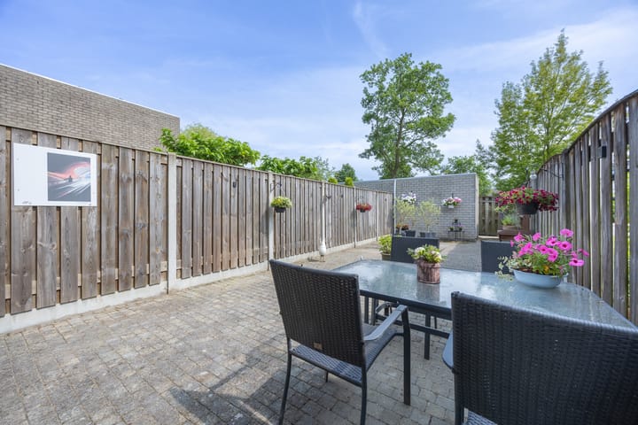 Foto 29 van Adonislaan 18