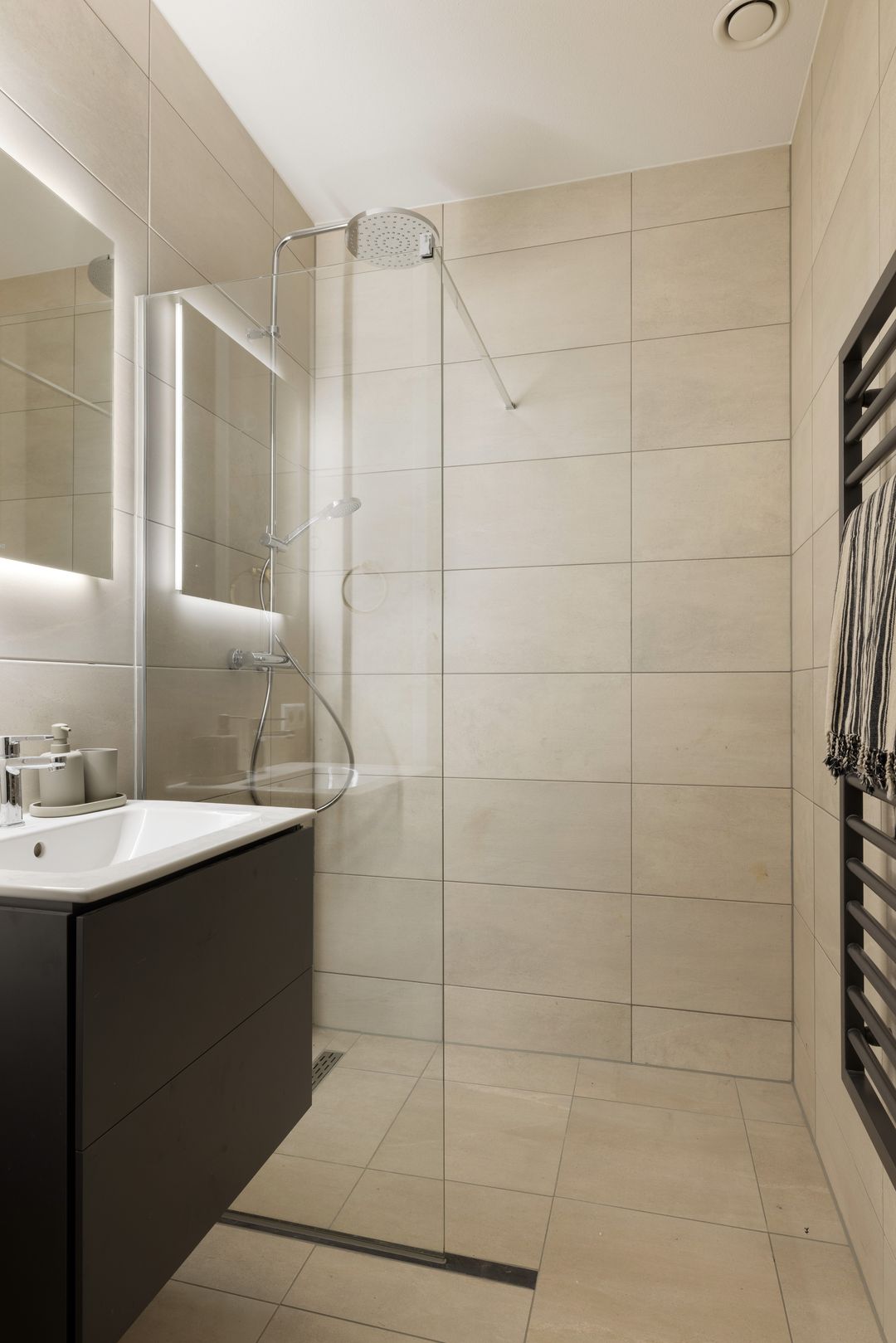 Photo 7 of Dudokstraat 168