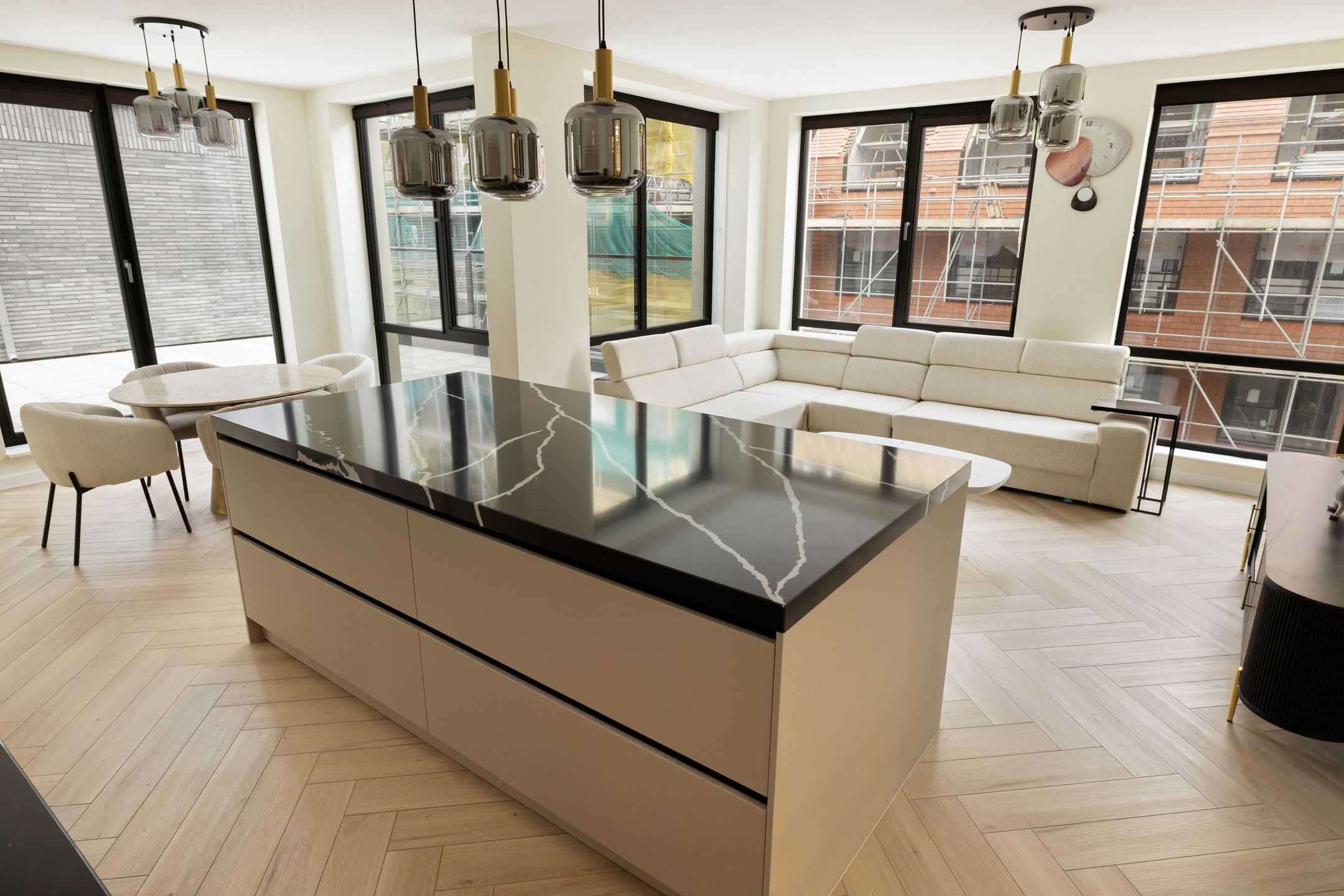 Photo 15 of Dudokstraat 168