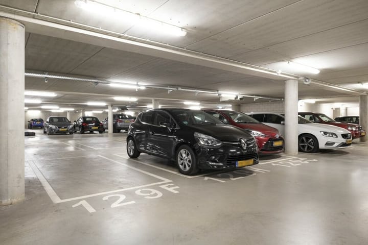 Foto 40 van Plein 1944 129-F