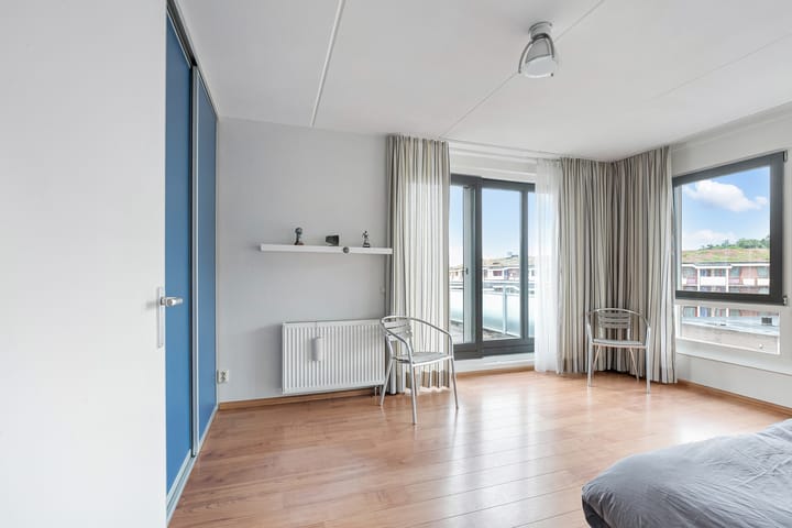 Foto 20 van Raadhuisplein 15-36