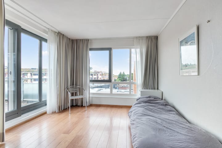 Foto 21 van Raadhuisplein 15-36