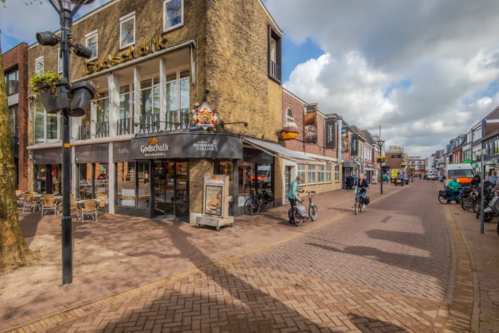 Foto 40 van Raadhuisplein 15-36