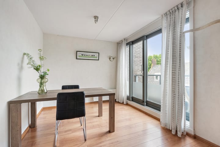 Foto 13 van Raadhuisplein 15-36