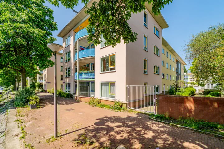 Foto 2 van J.C. van Epenstraat 8