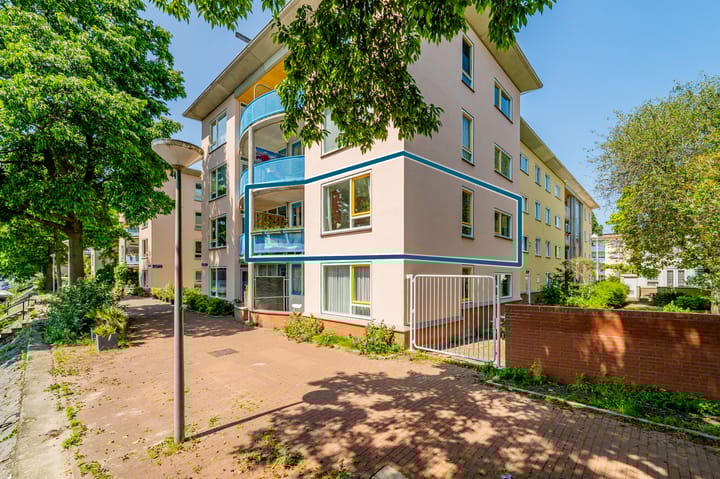 Foto 37 van J.C. van Epenstraat 8