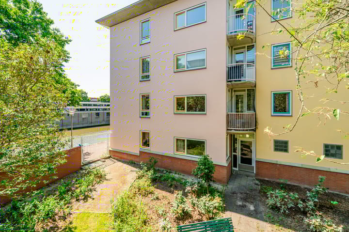 Foto 39 van J.C. van Epenstraat 8