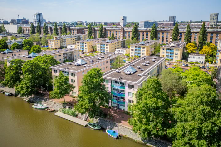 Foto 44 van J.C. van Epenstraat 8