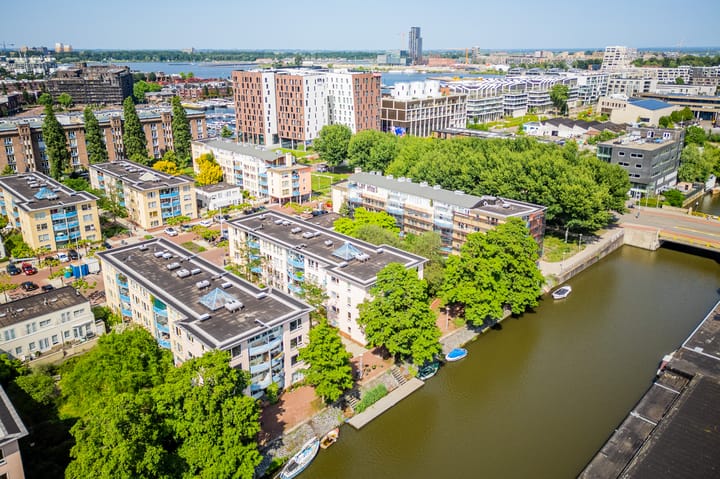 Foto 45 van J.C. van Epenstraat 8