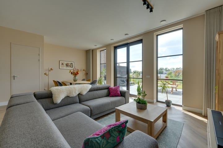 Foto 13 van De Jonge Prinses 15