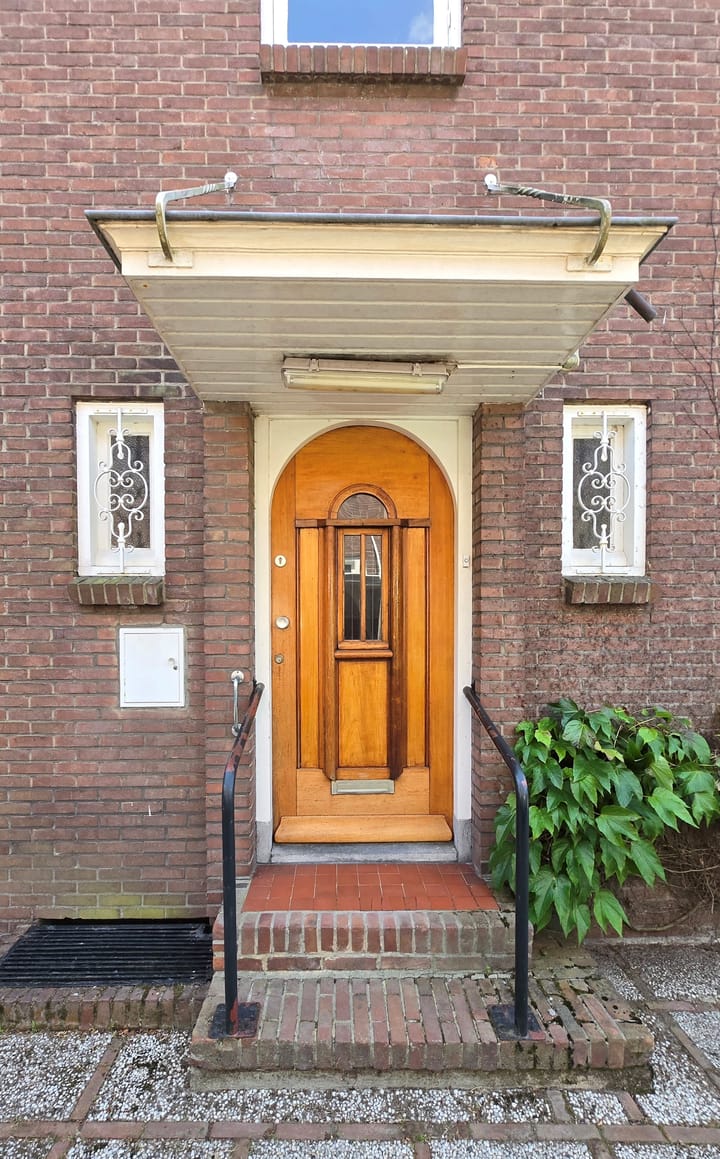 Foto 2 van Albert Cuypstraat 26