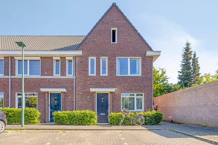 Foto 1 van Reparatusstraat 2