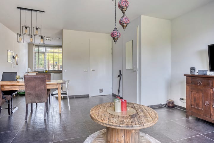 Foto 12 van Reparatusstraat 2