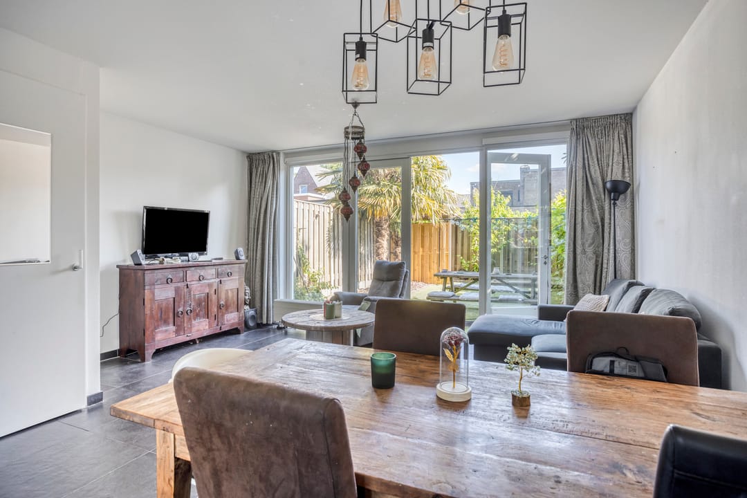 Foto 16 van Reparatusstraat 2