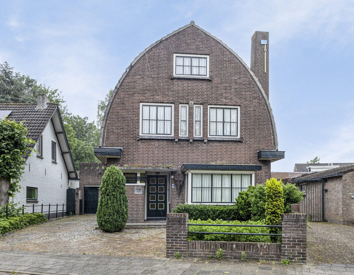 Buying a house in The Netherlands., Prior van Milstraat 26