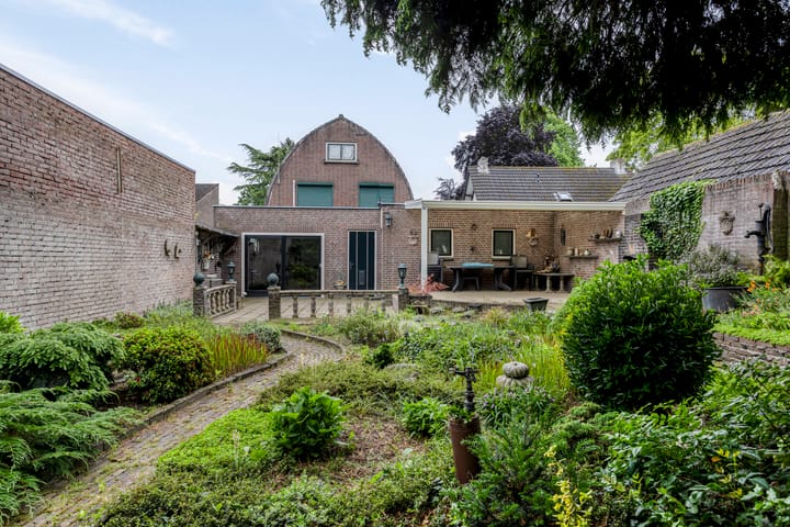 Foto 37 van Prior van Milstraat 26