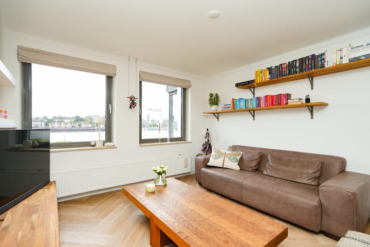 Foto 10 van Veerdam 14