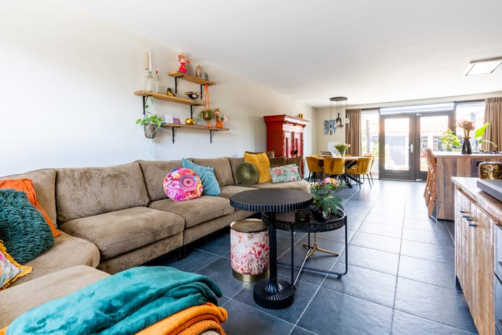 Photo 11 of Wouter van Damstraat 27