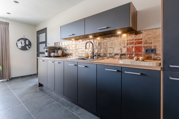 Photo 15 of Wouter van Damstraat 27