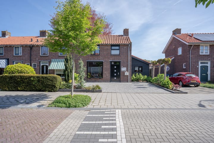 Photo 38 of Wouter van Damstraat 27