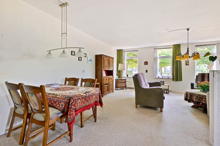 Photo 4 of Zuideinde 114