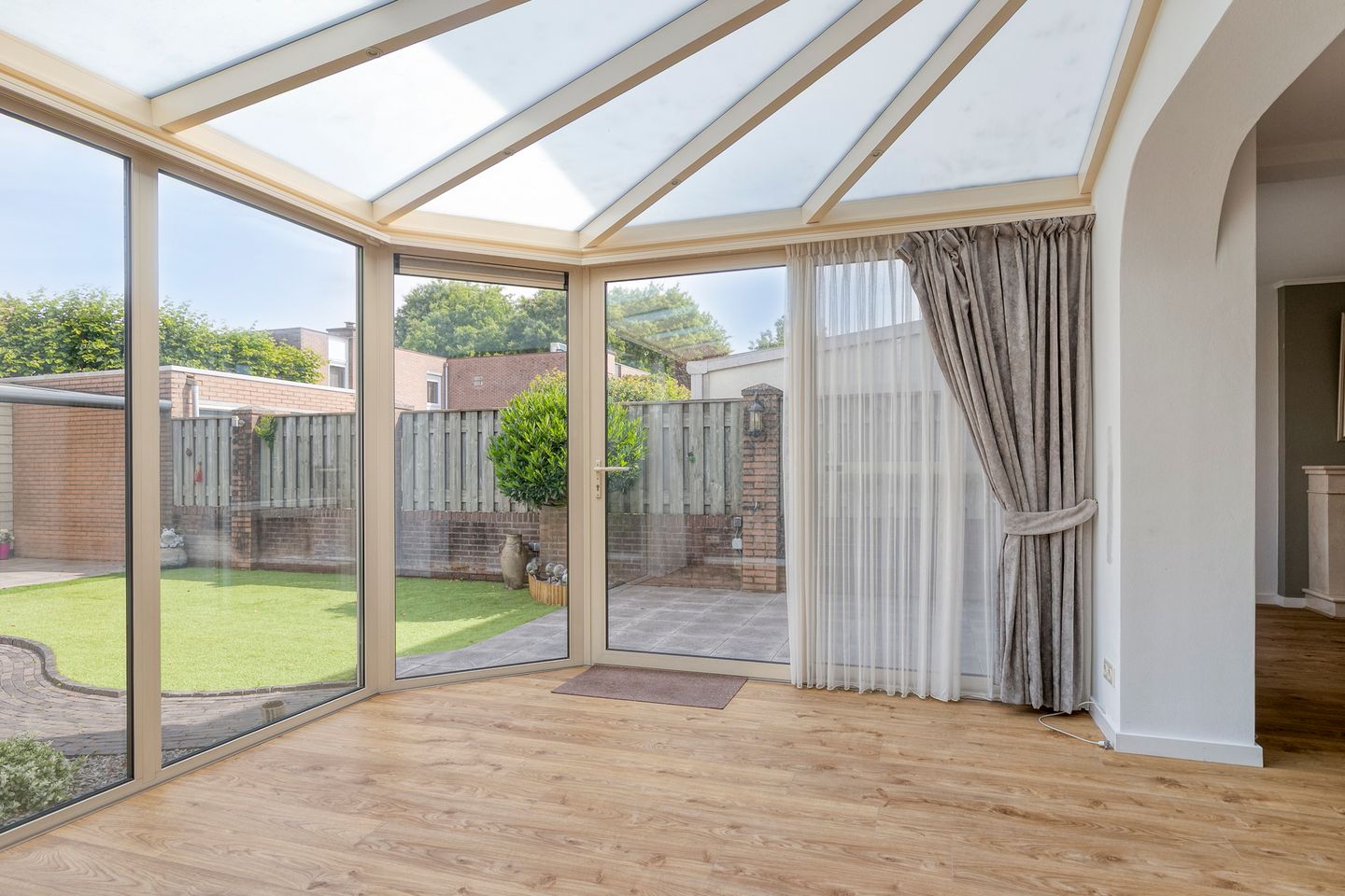 Foto 14 van Roodkapje 19