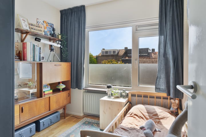 Foto 16 van Jan van Ruusbroeckstraat 19