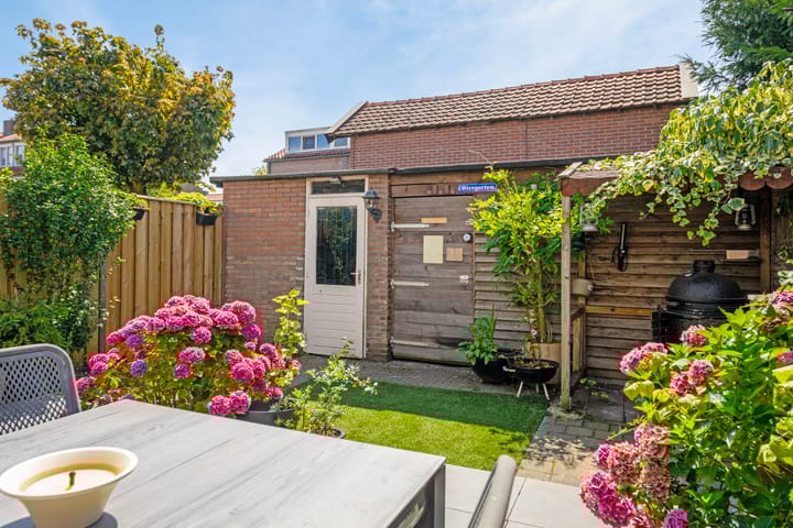 Foto 23 van Jan van Ruusbroeckstraat 19