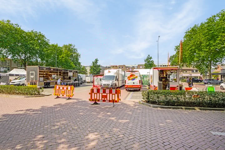 Foto 30 van Jan van Ruusbroeckstraat 19