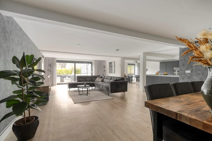 Stationsstraat 12 main image