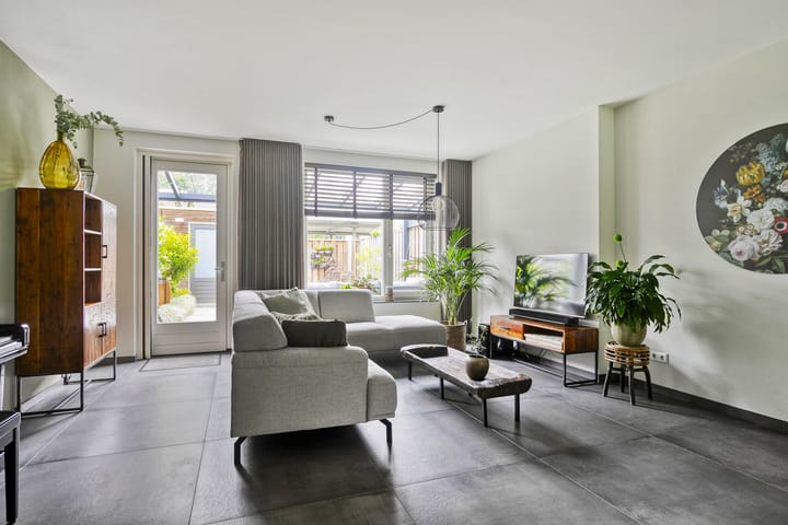 Foto 2 van Julie Postelsingel 81