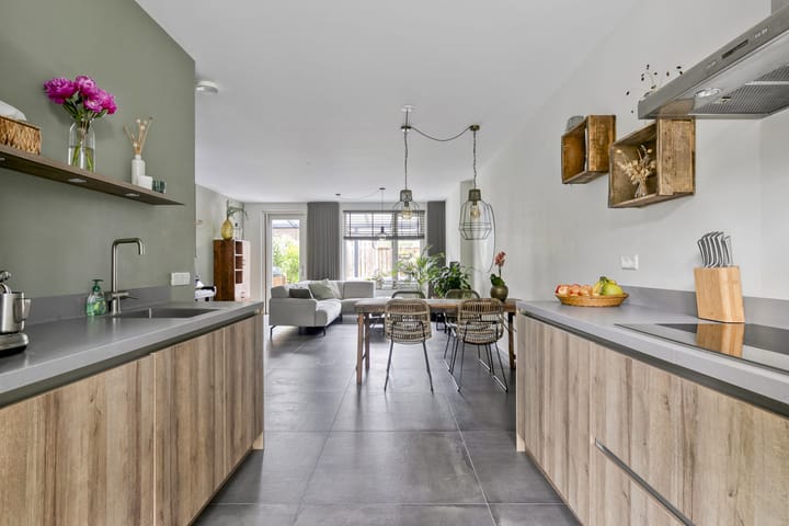 Foto 11 van Julie Postelsingel 81