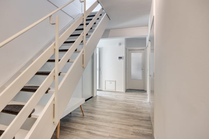 Foto 9 van Burg. van Grunsvenplein 63