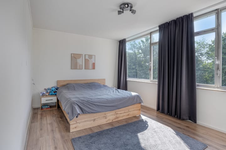 Foto 16 van Burg. van Grunsvenplein 63