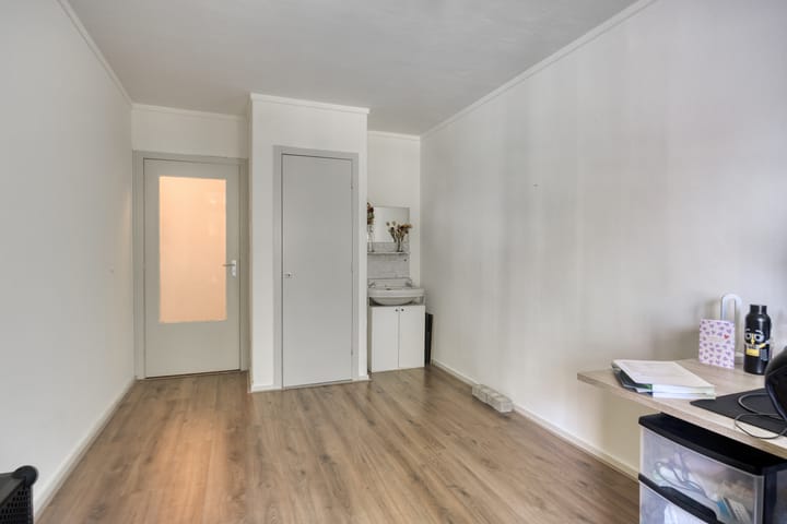 Foto 22 van Burg. van Grunsvenplein 63