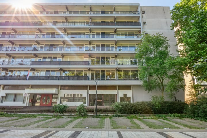 Foto 24 van Burg. van Grunsvenplein 63