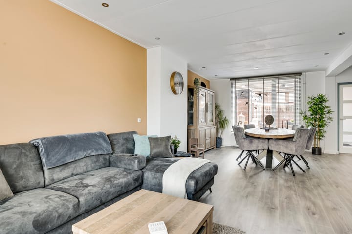 Foto 11 van Duymaer van Twiststraat 8