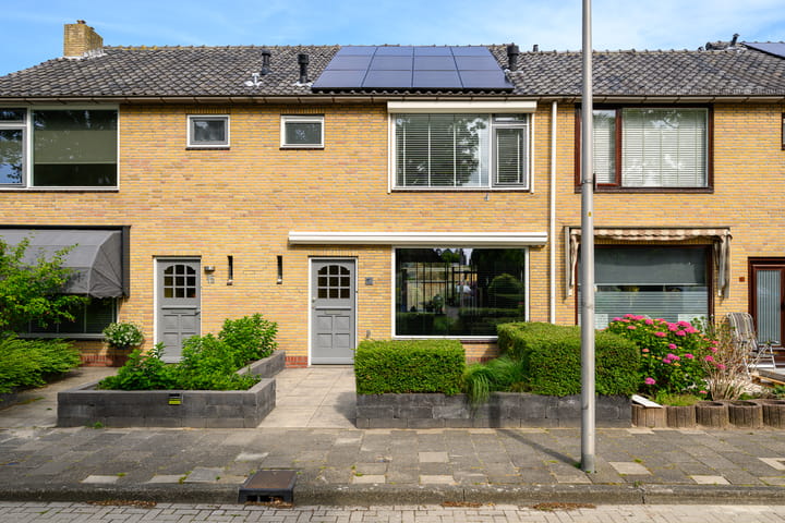 Foto 29 van Johan van Oldenbarneveldtstraat 17