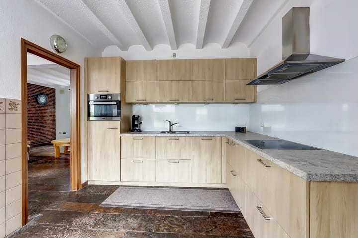 Photo 2 of Veldstraat 14