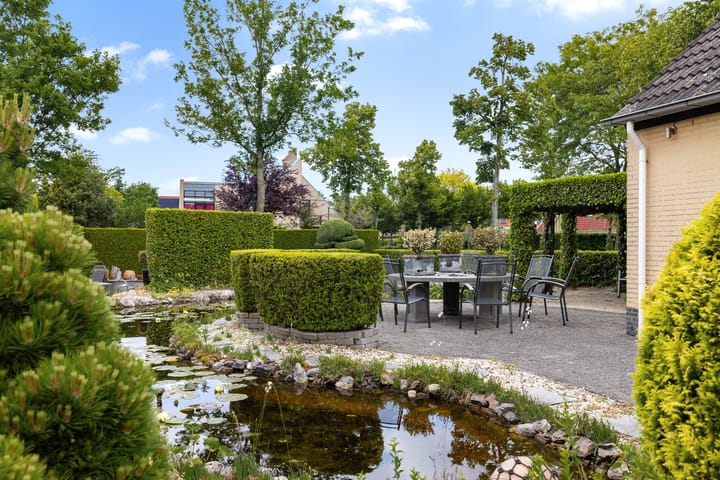 Foto 9 van Anna Charlottelaan 31