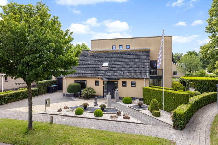 Foto 13 van Anna Charlottelaan 31