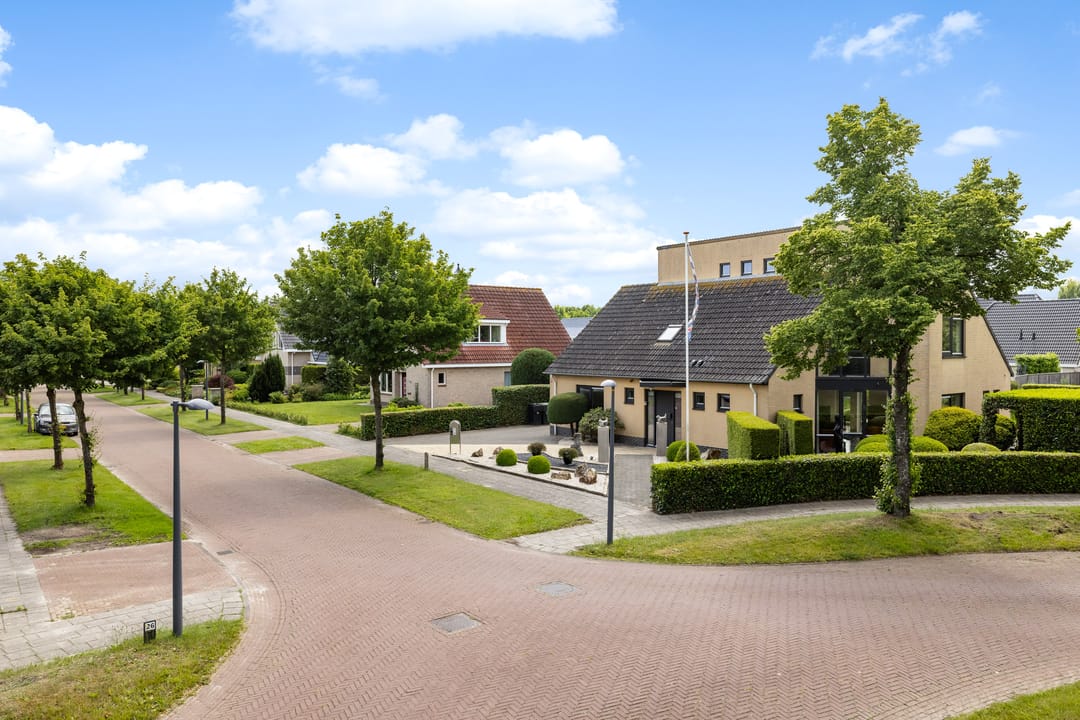 Photo 53 of Anna Charlottelaan 31