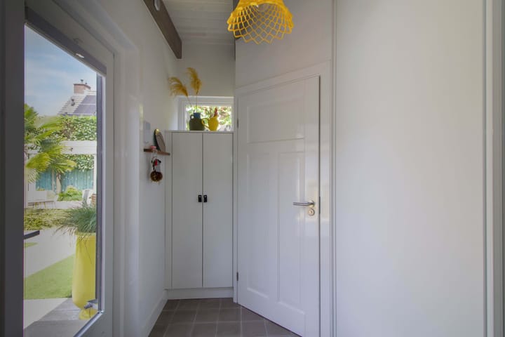 Photo 12 of Trompstraat 16