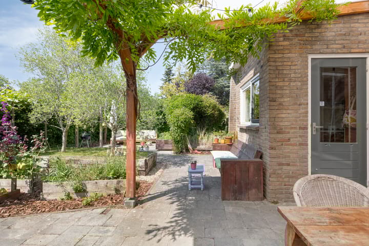 Foto 30 van Oosterscheldestraat 2